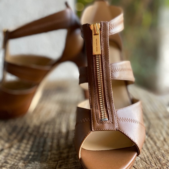 Michael Kors Damita Platform Leather Brown/Gold - Picture 6 of 10